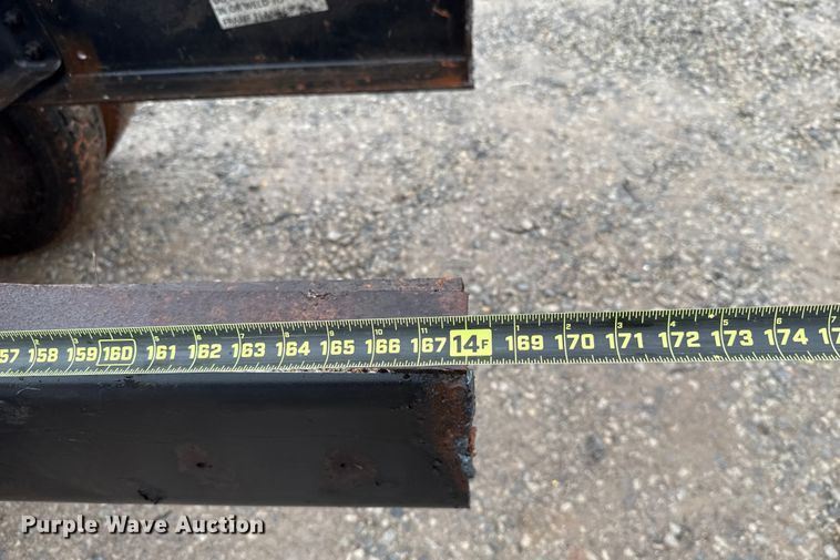 image for item EU2179 2005 International 4400 truck cab and chassis