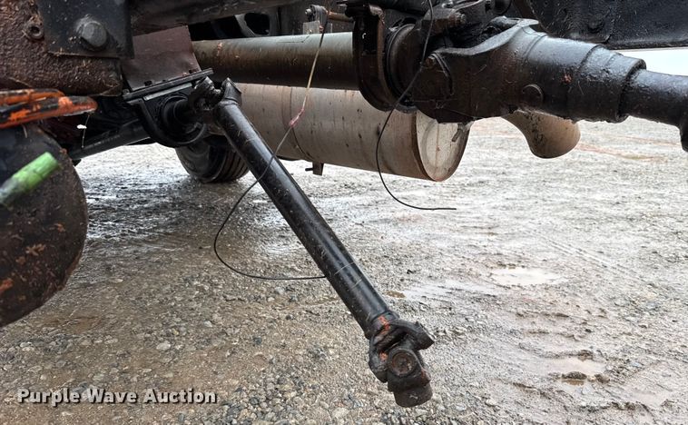 image for item EU2179 2005 International 4400 truck cab and chassis