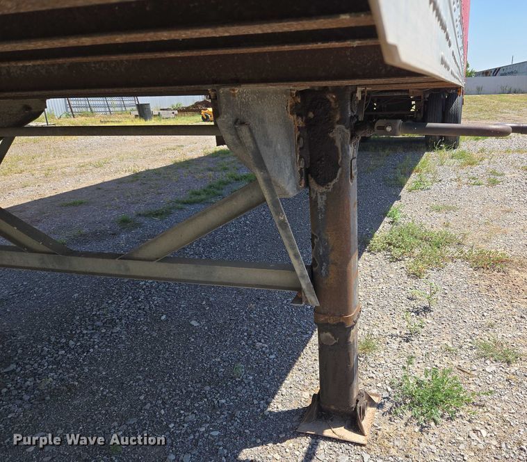 image for item EU3548 2008 Trailermobile dry van trailer