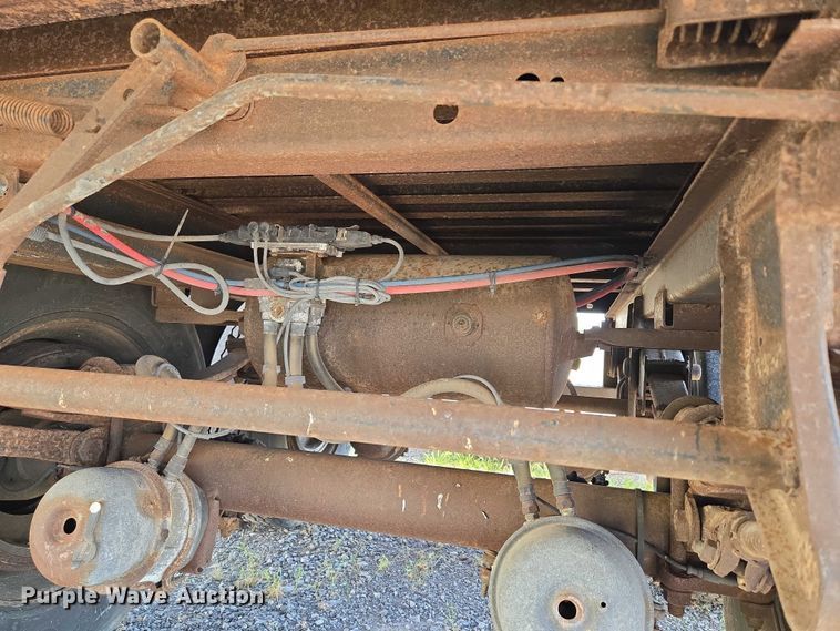 image for item EU3548 2008 Trailermobile dry van trailer