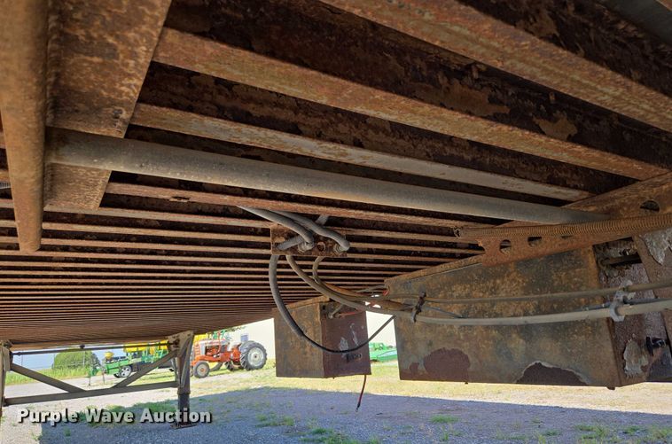 image for item EU3548 2008 Trailermobile dry van trailer