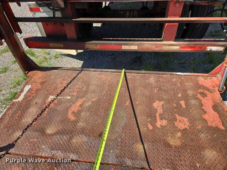 image for item EU3548 2008 Trailermobile dry van trailer