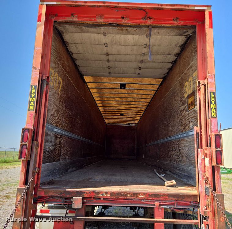 image for item EU3548 2008 Trailermobile dry van trailer