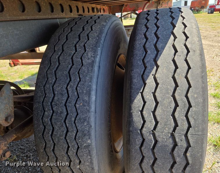 image for item EU3548 2008 Trailermobile dry van trailer