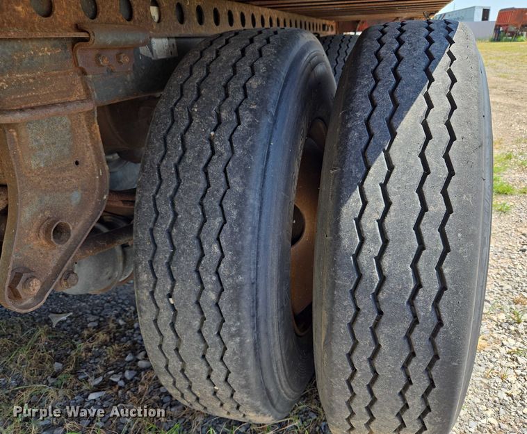 image for item EU3548 2008 Trailermobile dry van trailer