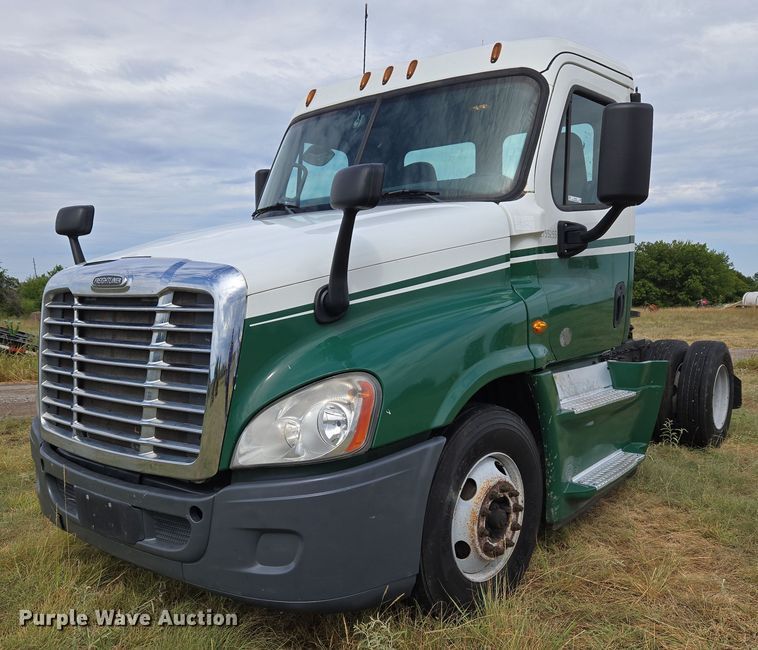 CAMIóN 2015 FREIGHTLINER