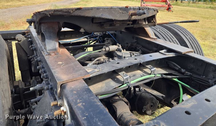 image for item EU3562 2015 Freightliner Cascadia semi truck