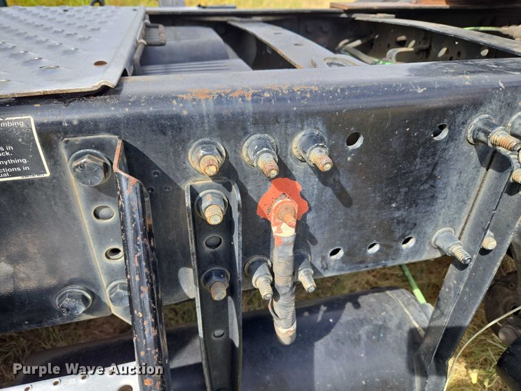 image for item EU3562 2015 Freightliner Cascadia semi truck