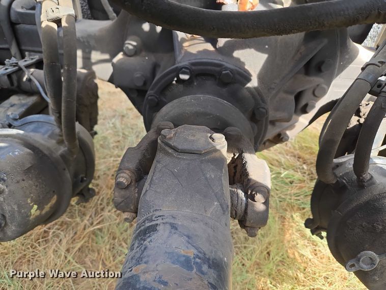 image for item EU3562 2015 Freightliner Cascadia semi truck