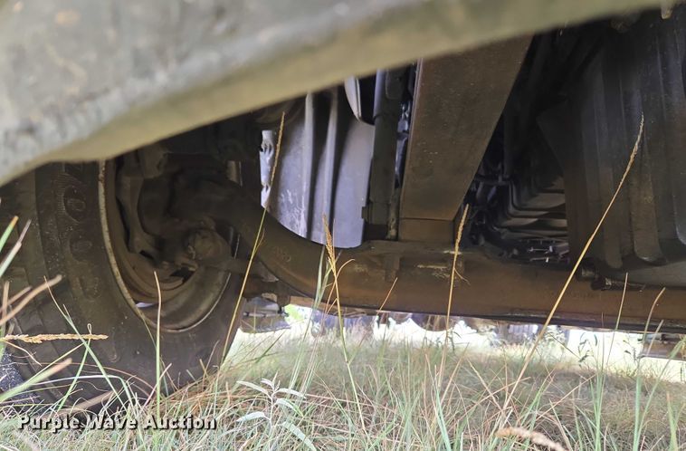 image for item EU3562 2015 Freightliner Cascadia semi truck