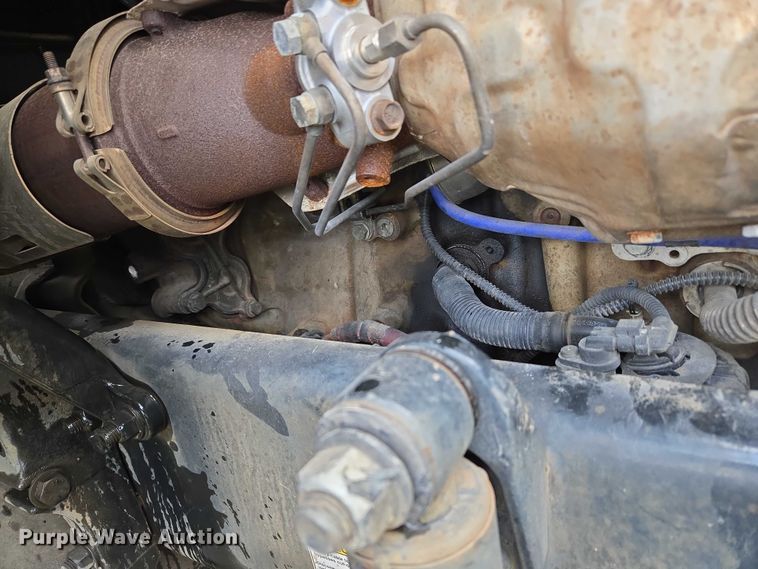 image for item EU3562 2015 Freightliner Cascadia semi truck