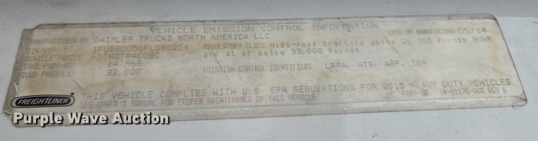 image for item EU3562 2015 Freightliner Cascadia semi truck