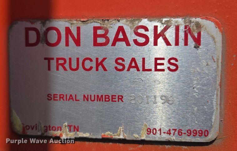 image for item EV1576 2006 Peterbilt 357 dump truck