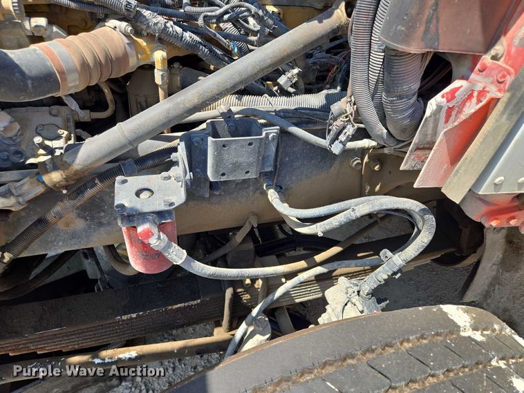 image for item EV1576 2006 Peterbilt 357 dump truck