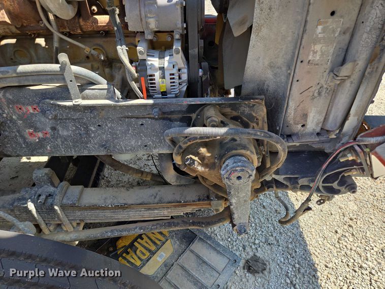 image for item EV1576 2006 Peterbilt 357 dump truck