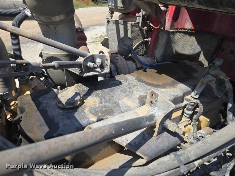 image for item EV1576 2006 Peterbilt 357 dump truck