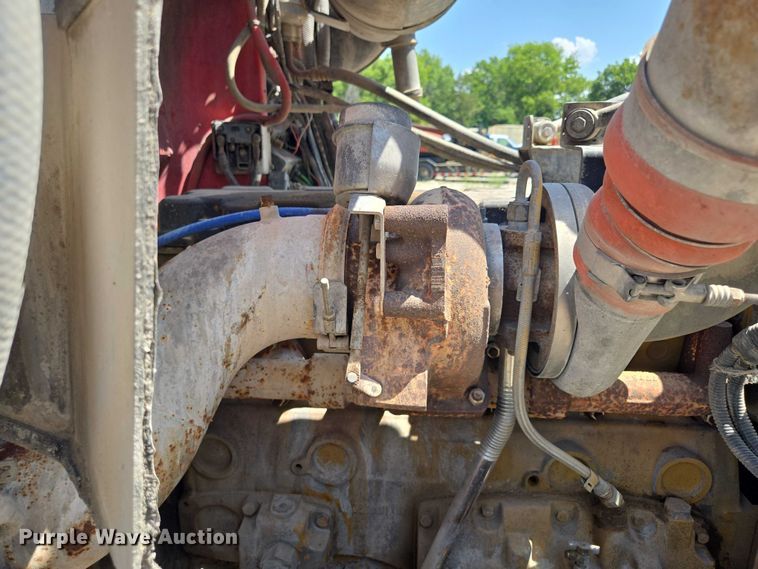 image for item EV1576 2006 Peterbilt 357 dump truck