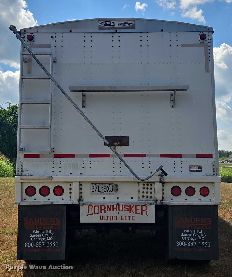 image for item EV1618 2006 Cornhusker grain trailer