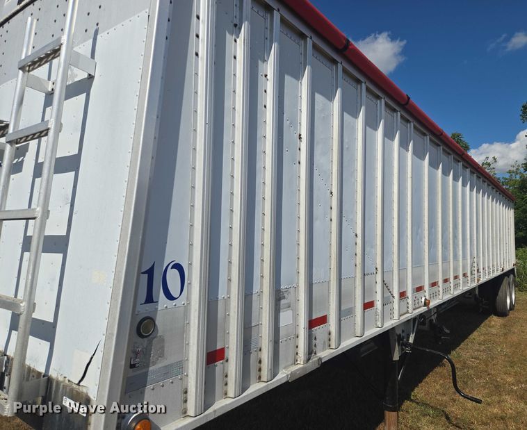 image for item EV1618 2006 Cornhusker grain trailer