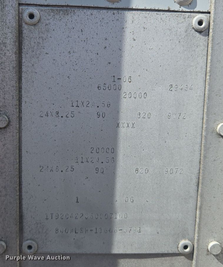 image for item EV1618 2006 Cornhusker grain trailer