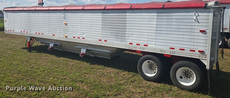 image for item EV1619 1995 Timpte grain trailer