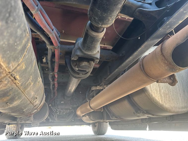 image for item YA0356 2018 Freightliner Cascadia 125 semi truck