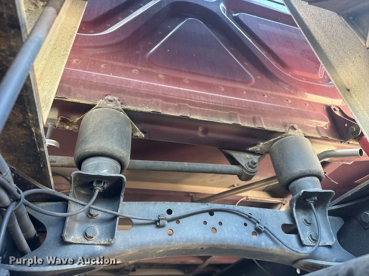 image for item YA0356 2018 Freightliner Cascadia 125 semi truck