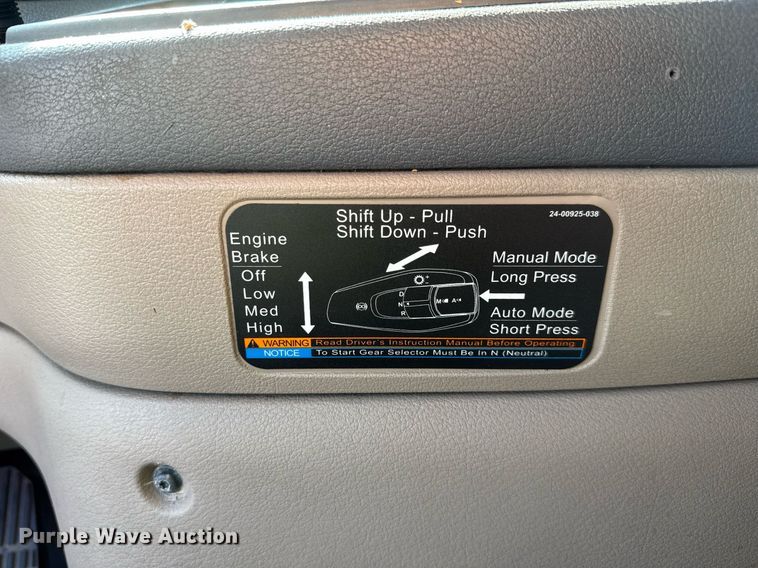 image for item YA0356 2018 Freightliner Cascadia 125 semi truck