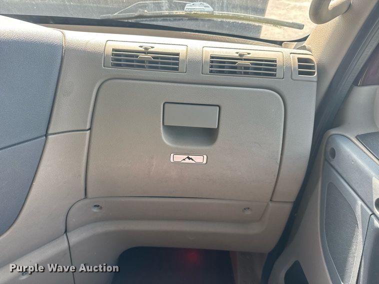 image for item YA0356 2018 Freightliner Cascadia 125 semi truck