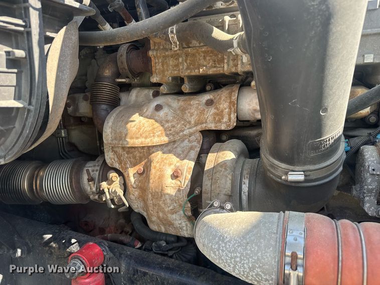 image for item YA0356 2018 Freightliner Cascadia 125 semi truck