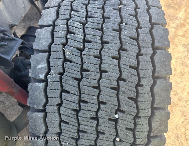 image for item YA0356 2018 Freightliner Cascadia 125 semi truck