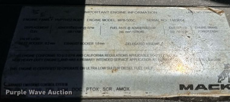 image for item YA0359 2017 Mack CHU613 semi truck