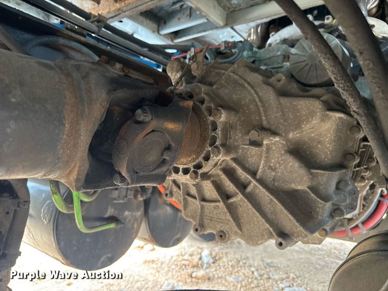 image for item YA0559 2020 International LT625 semi truck