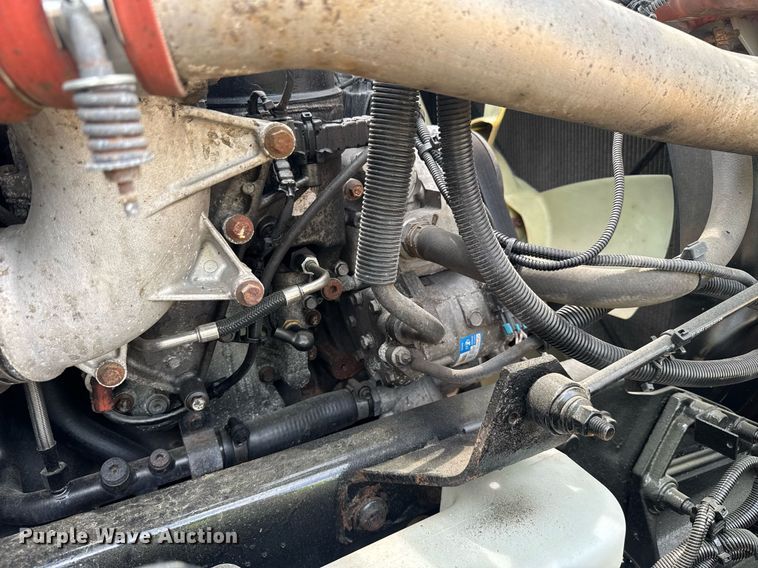 image for item YA0559 2020 International LT625 semi truck