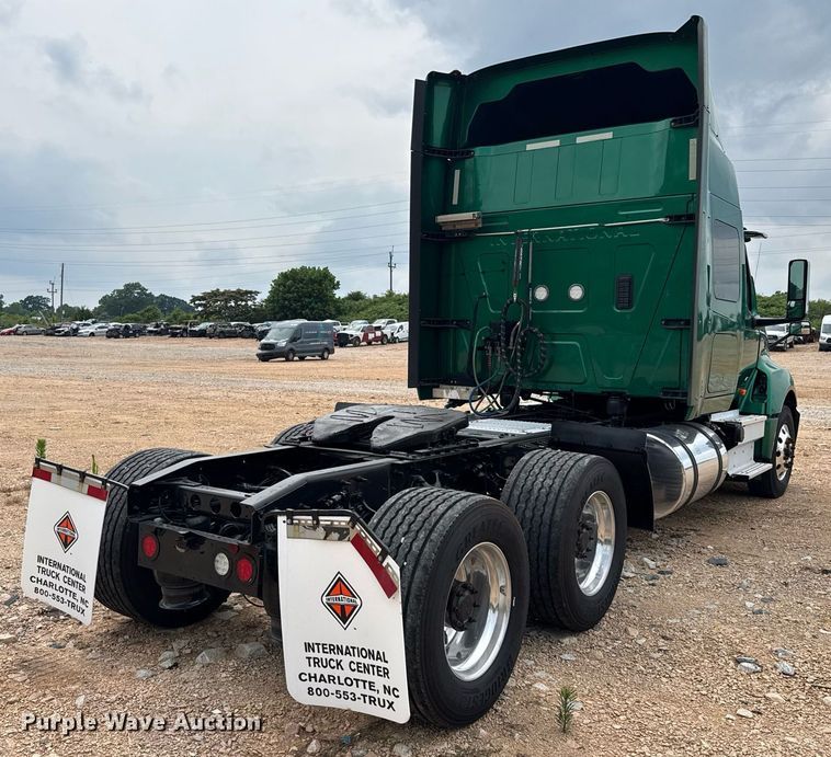 image for item YA0562 2020 International LT625 semi truck