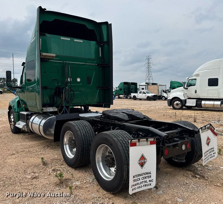 image for item YA0562 2020 International LT625 semi truck