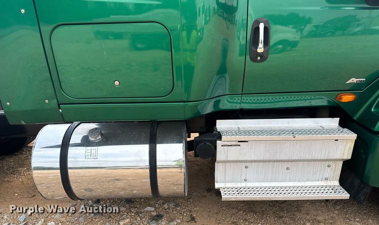 image for item YA0562 2020 International LT625 semi truck