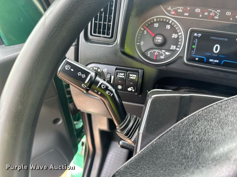 image for item YA0562 2020 International LT625 semi truck