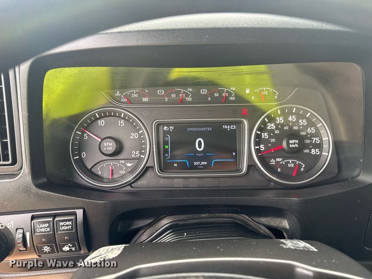 image for item YA0562 2020 International LT625 semi truck