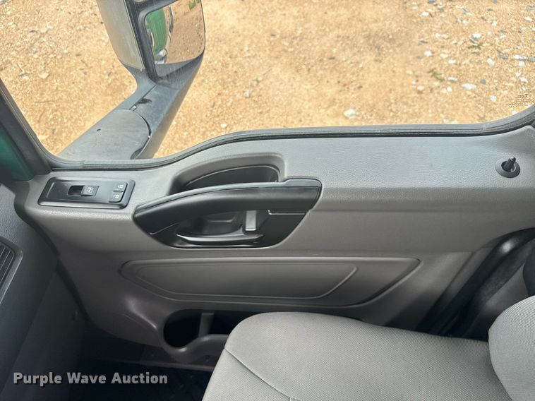 image for item YA0562 2020 International LT625 semi truck