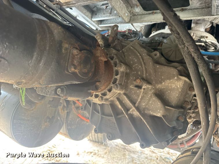 image for item YA0565 2020 International LT625 semi truck