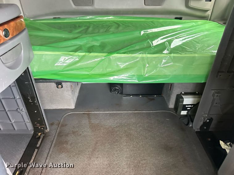 image for item YA0565 2020 International LT625 semi truck