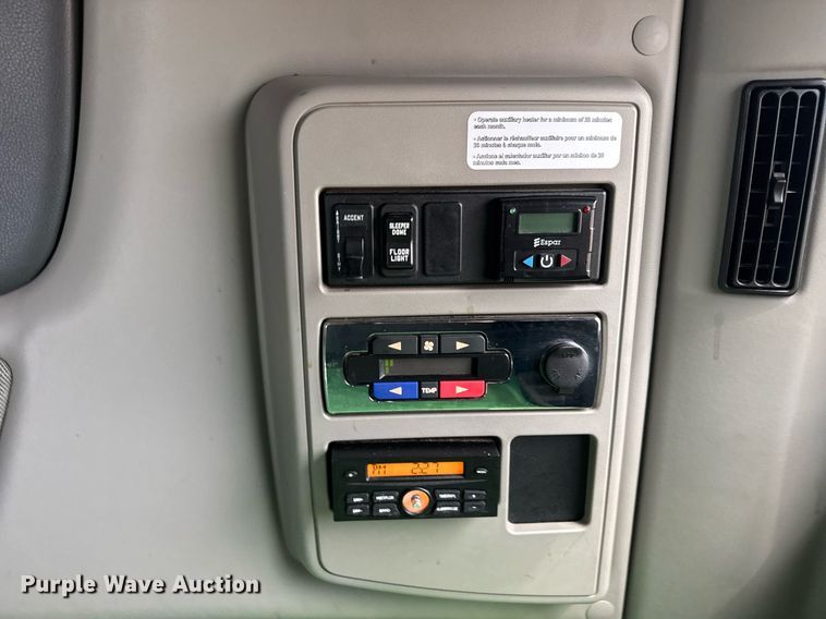 image for item YA0565 2020 International LT625 semi truck