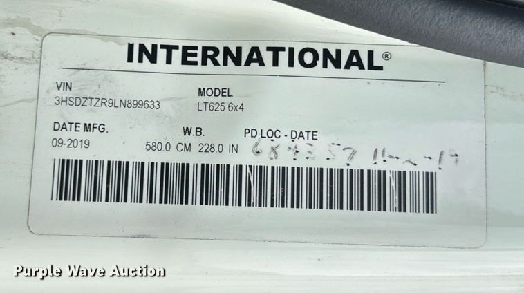 image for item YA0565 2020 International LT625 semi truck