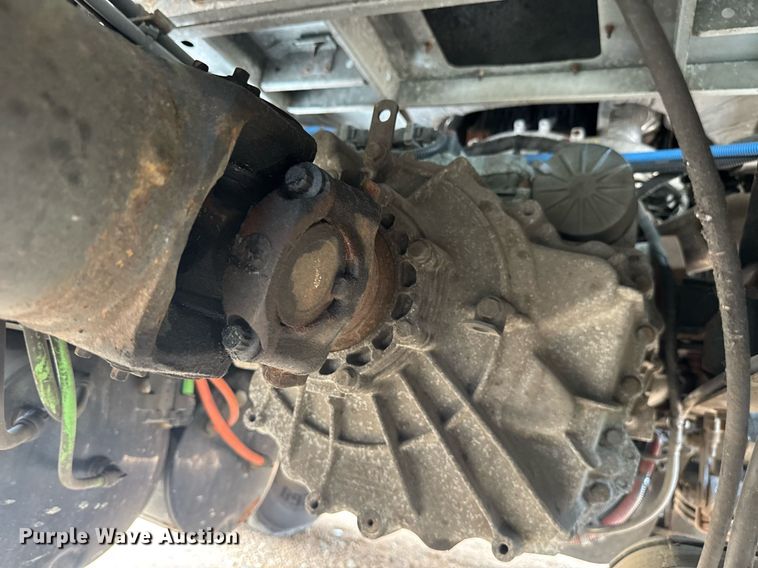 image for item YA0566 2020 International LT625 semi truck