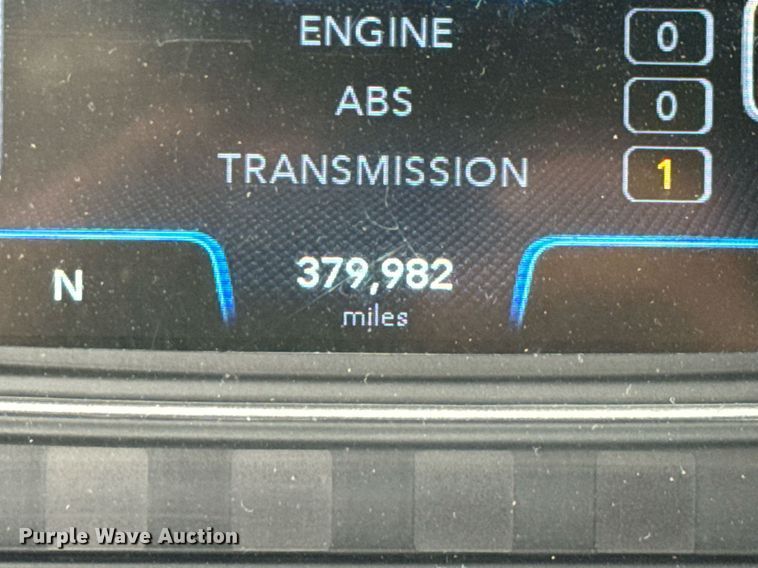 image for item YA0566 2020 International LT625 semi truck