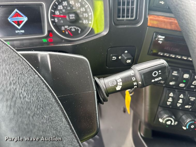 image for item YA0566 2020 International LT625 semi truck