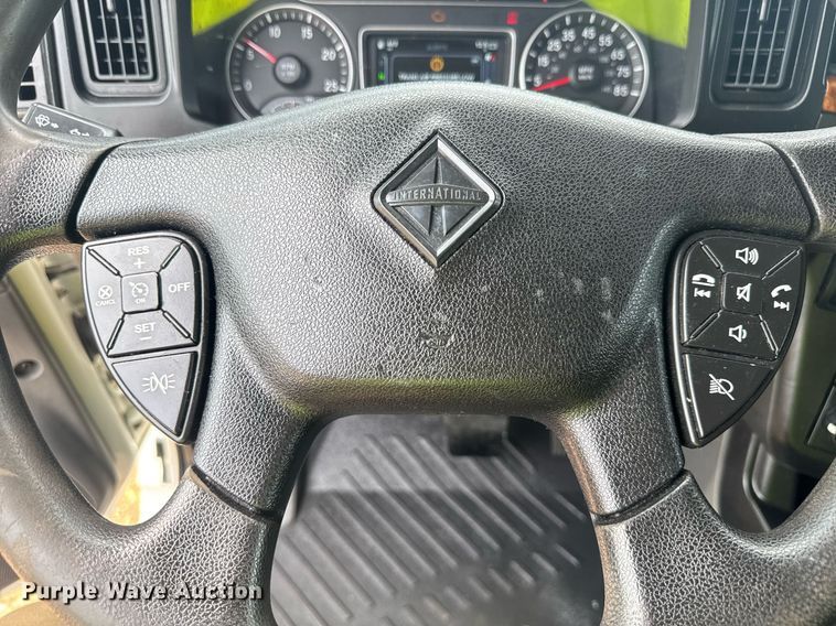 image for item YA0566 2020 International LT625 semi truck