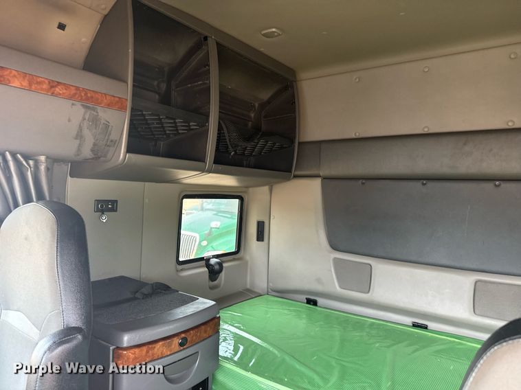 image for item YA0566 2020 International LT625 semi truck