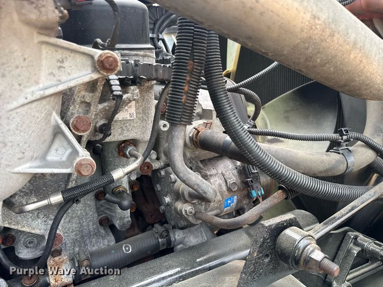 image for item YA0566 2020 International LT625 semi truck